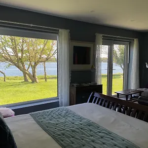 The Cosy By The Shore Appartement